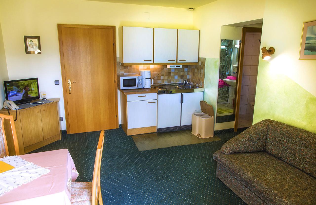 Gaestehaus Goetz Drobollach am Faakersee Extérieur photo